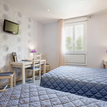 Restaurant La Creche Et Sa Piscine Interieure - Logis 酒店 拉尚内特